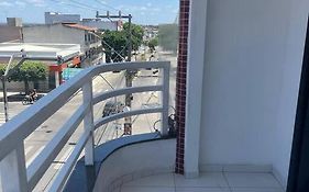 Apt com varanda no centro